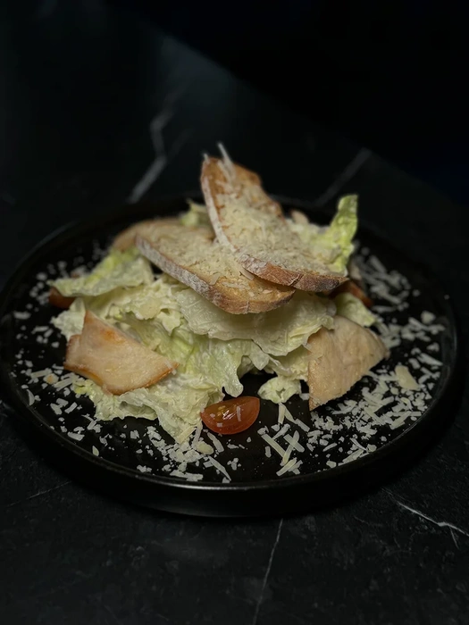 Цезарь с цыпленком